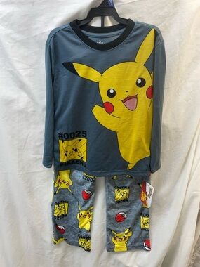 NEW!!! Pokémon Pikachu Kids Pajama Set - Gray & Yellow boys sz  4/5